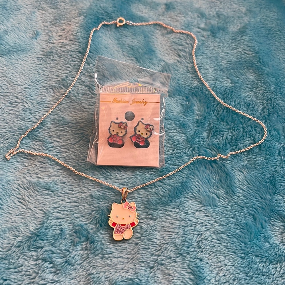 Hello Kitty Jewlery Set 💗
